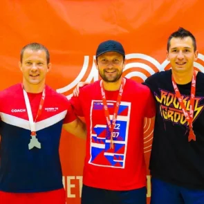 Тренер МСКШОР «Юг» победил на турнире по настольному теннису