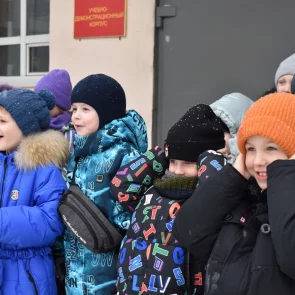 Ученики школа №1636 посетили стрелковый Семеновский полк